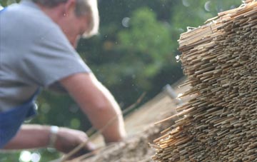 professional Rhos Y Gwaliau thatchers